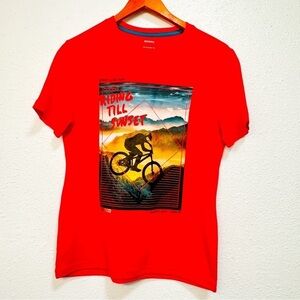 Boys tshirt bundle of 6 Size Large and XL